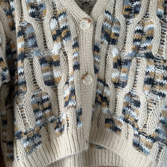 Gilded Intent Cable Knit Cardigan Sweater size Medium - Picture 5 of 11